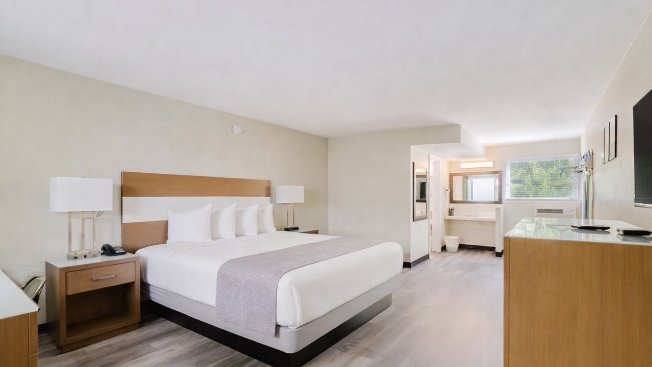 Photo of Bedroom in Mission Valley West