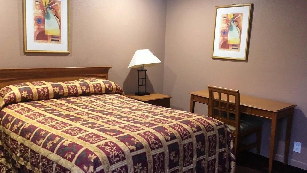 Photo of Bedroom in Lynwood