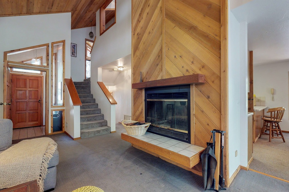 Photo of Livingroom in Idyllwild