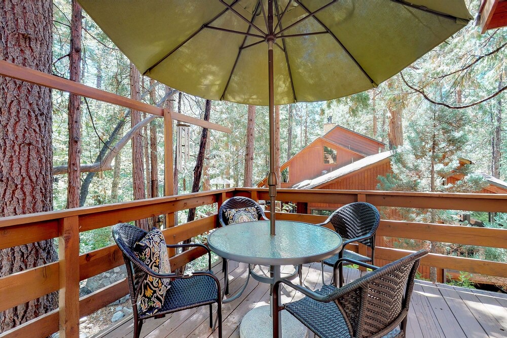 Photo of Patio Balcony in Idyllwild