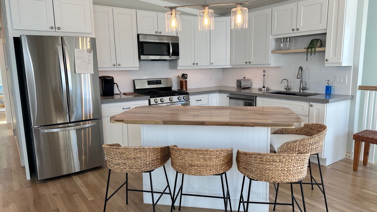 Photo of Kitchen in Cardiff-by-the-Sea