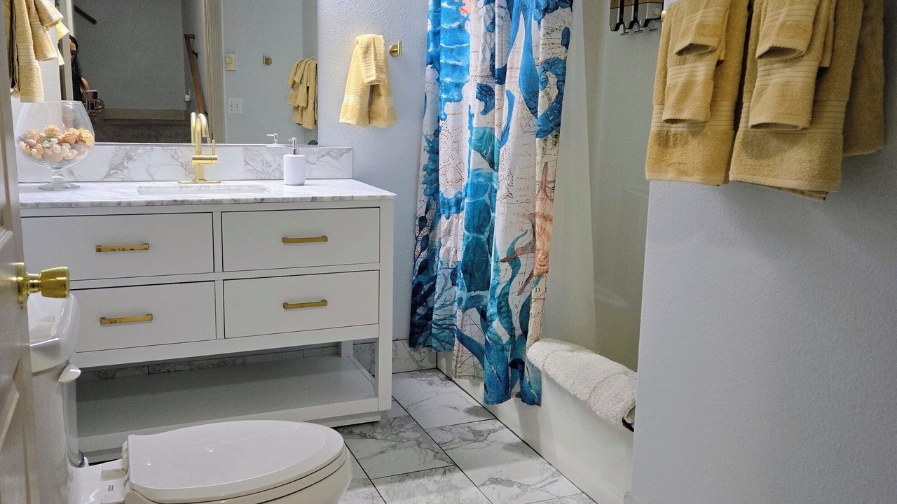 Photo of Bathroom in Lincoln City