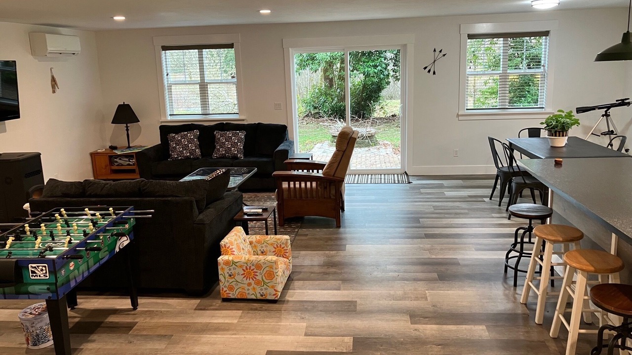Photo of Bedroom in Triangle Lake