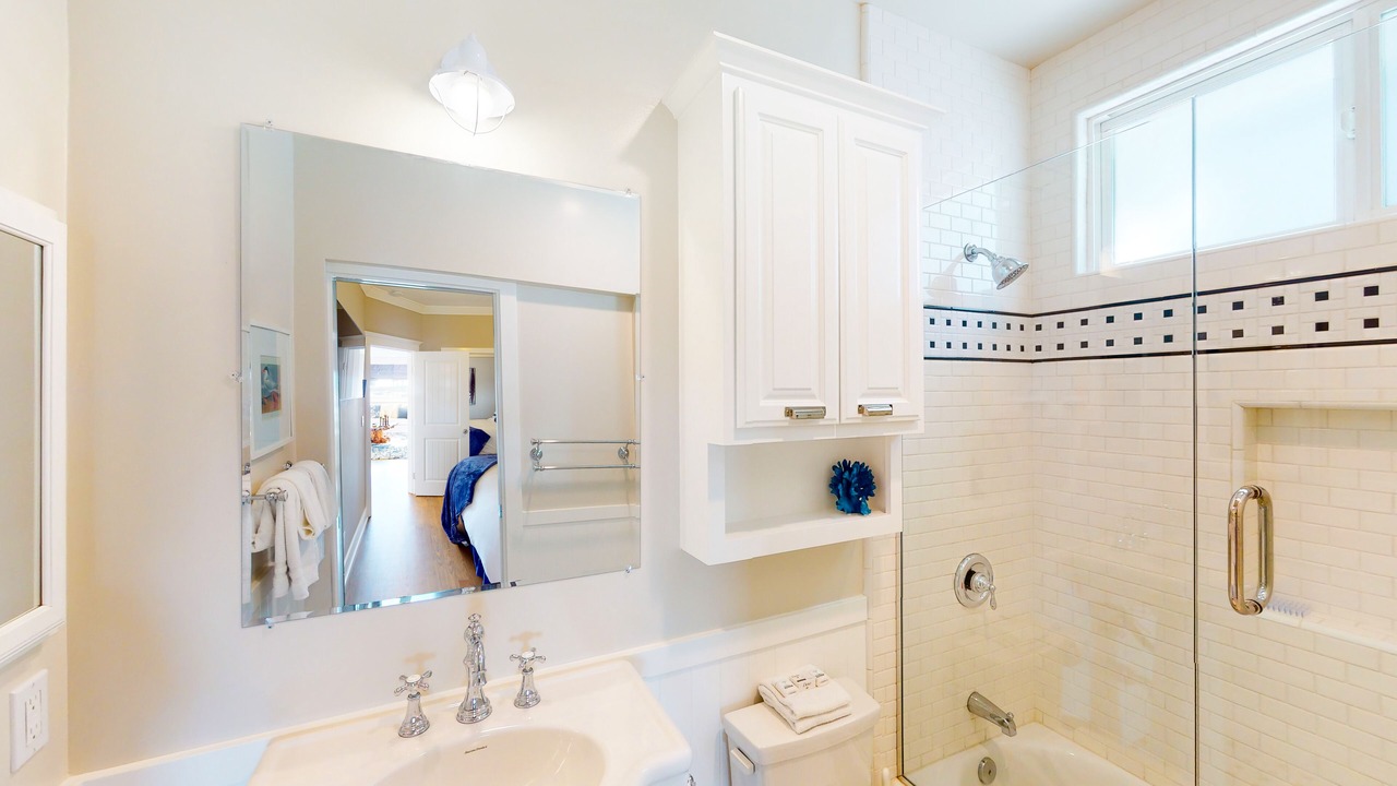 Photo of Bathroom in Old Towne