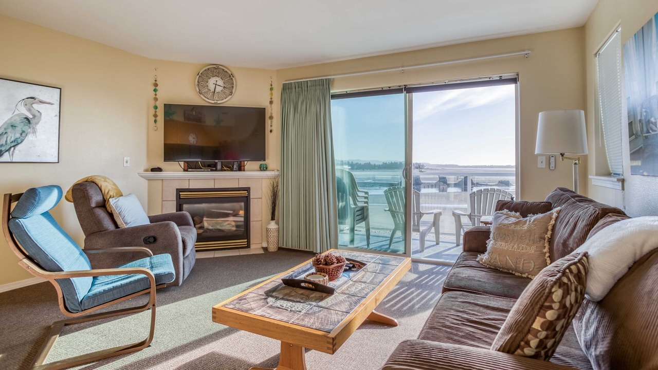 Photo of Livingroom in Lincoln City
