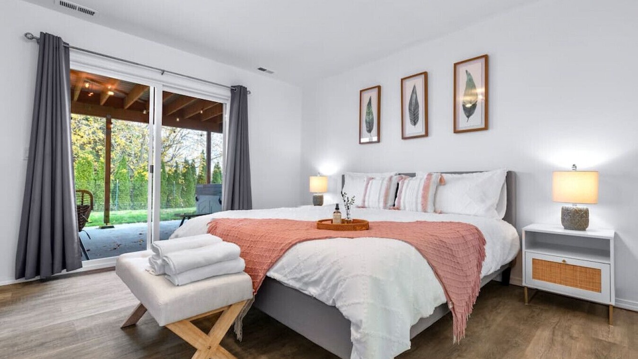 Photo of Bedroom in Freeland