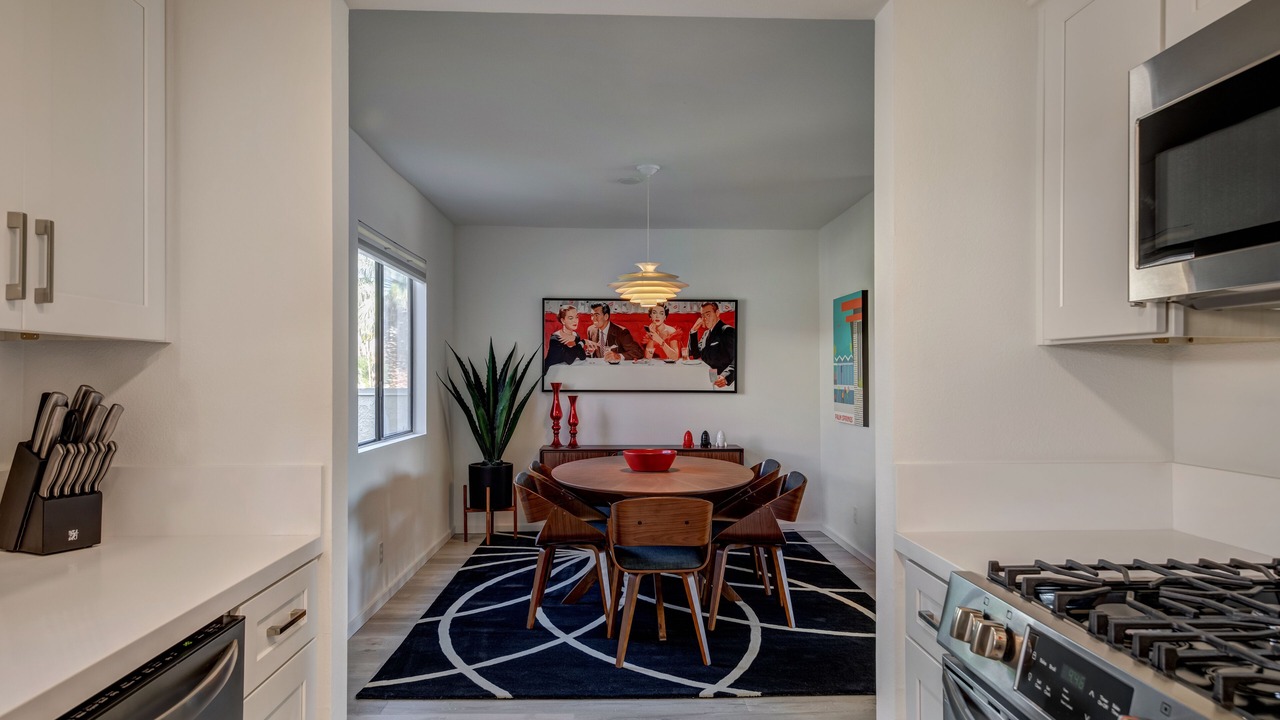 Photo of Kitchen in Canyon Corridor