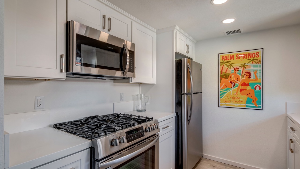 Photo of Kitchen in Canyon Corridor