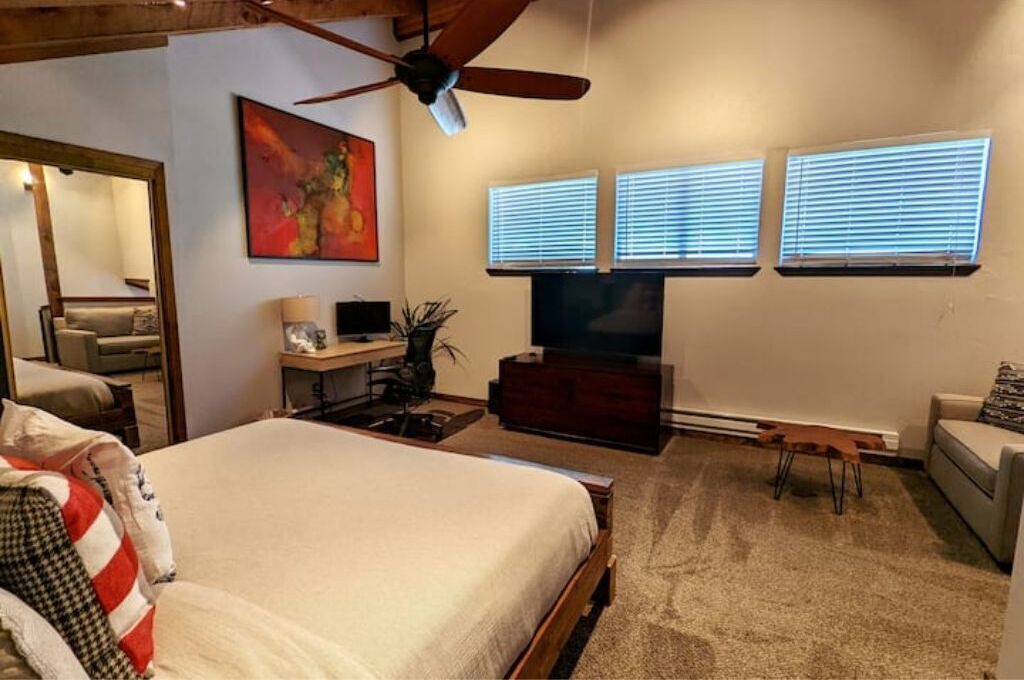 Photo of Bedroom in Tahoe Village