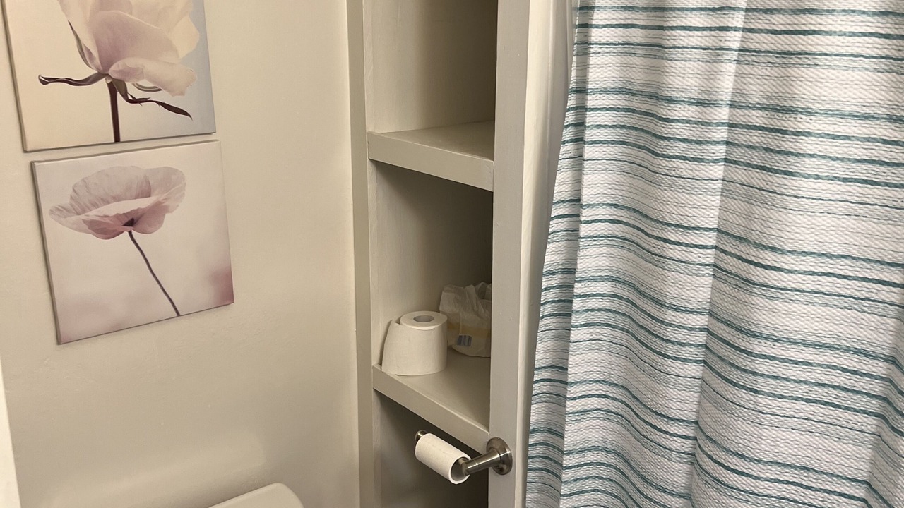 Photo of Bathroom in Winslow