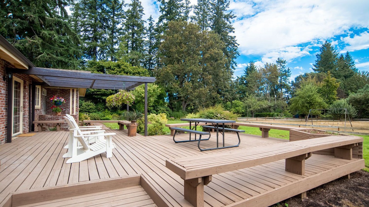 Photo of Outdoor in Scholls
