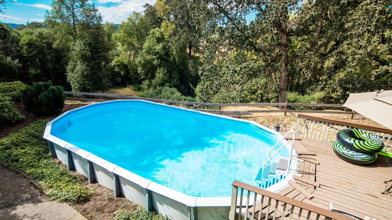 Photo of Outdoor in Scholls