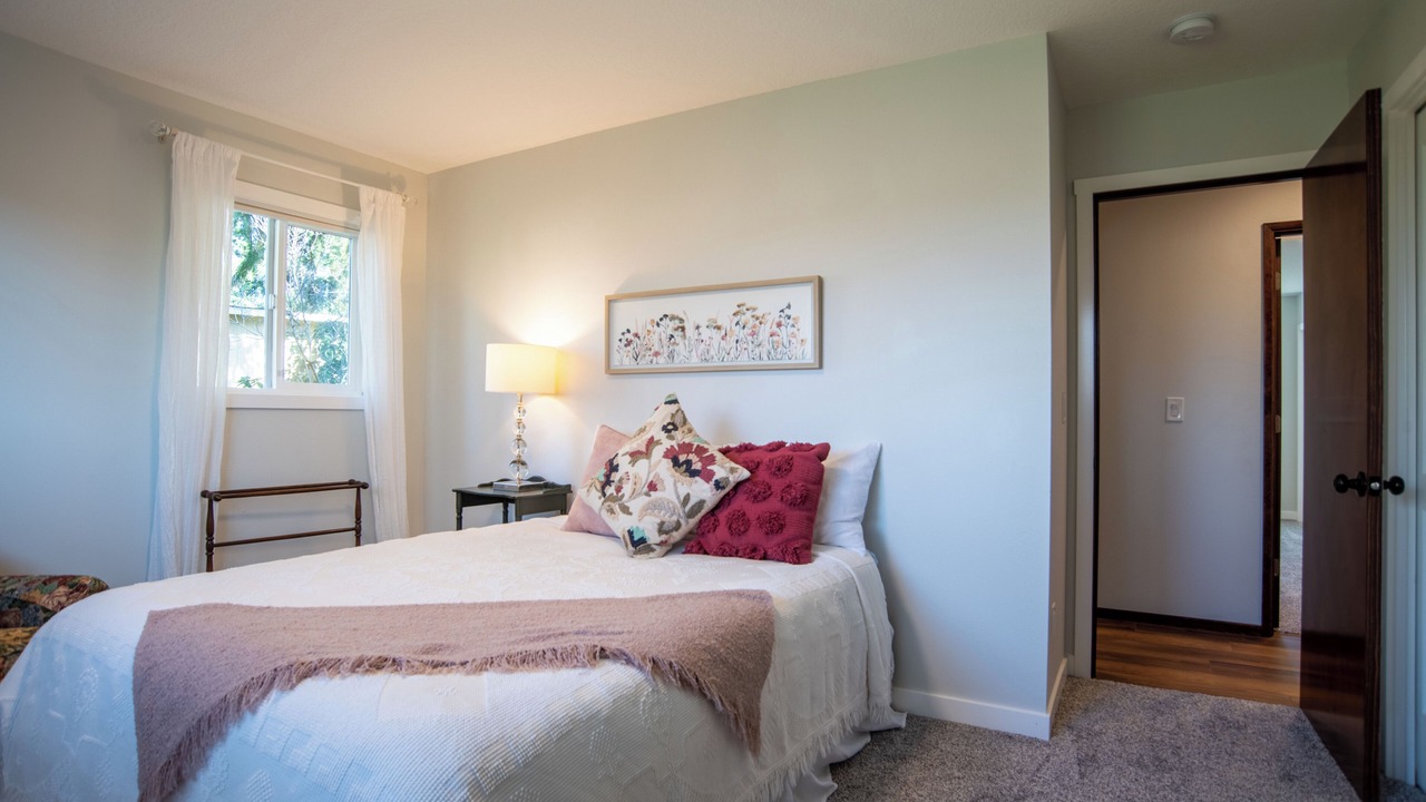 Photo of Bedroom in Scholls
