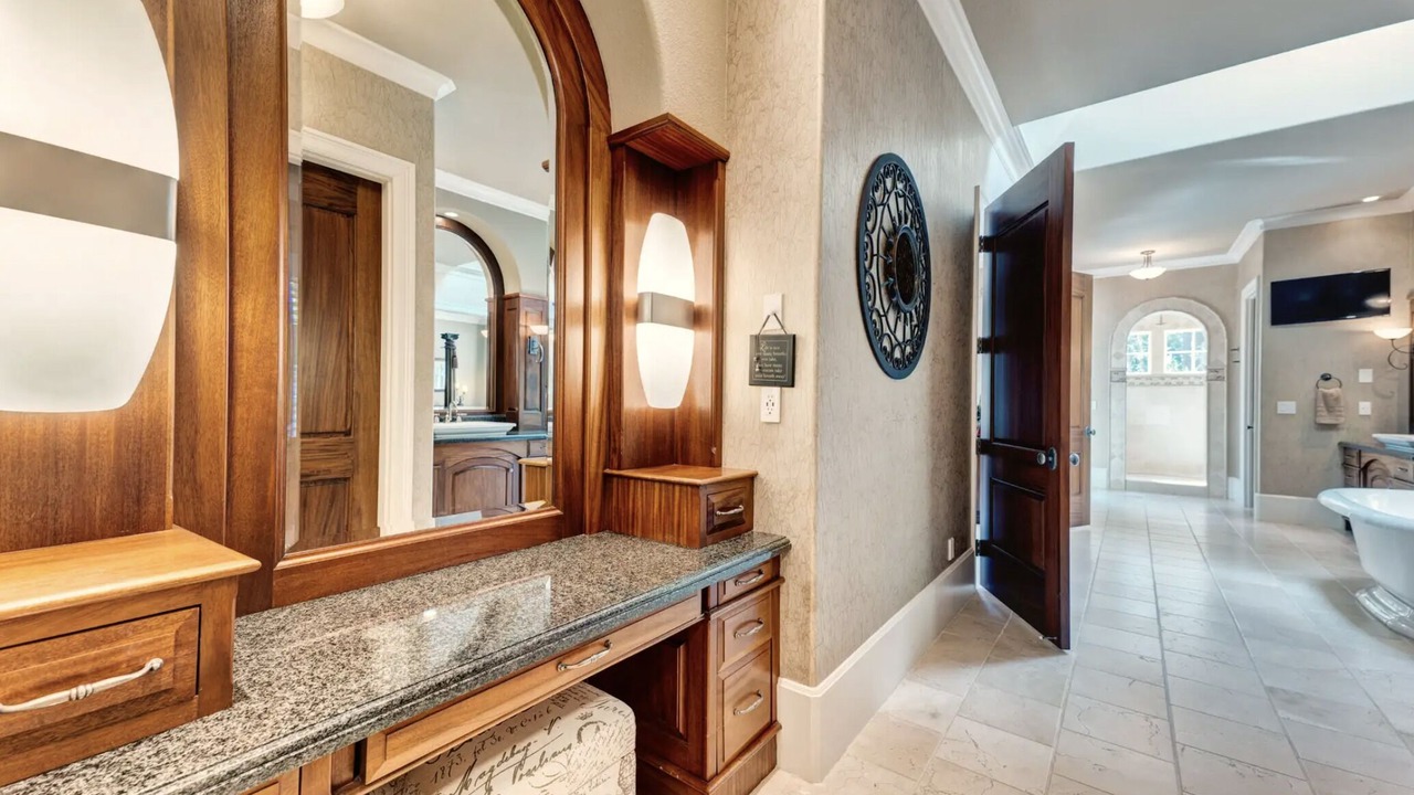 Photo of Bathroom in Hillsboro