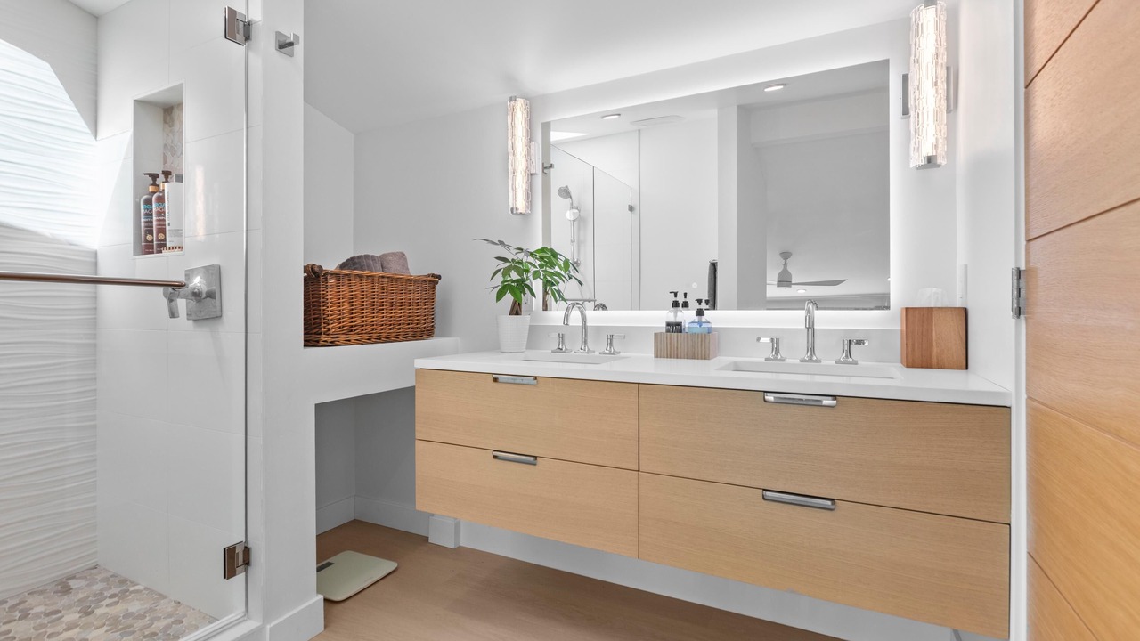 Photo of Bathroom in Leucadia
