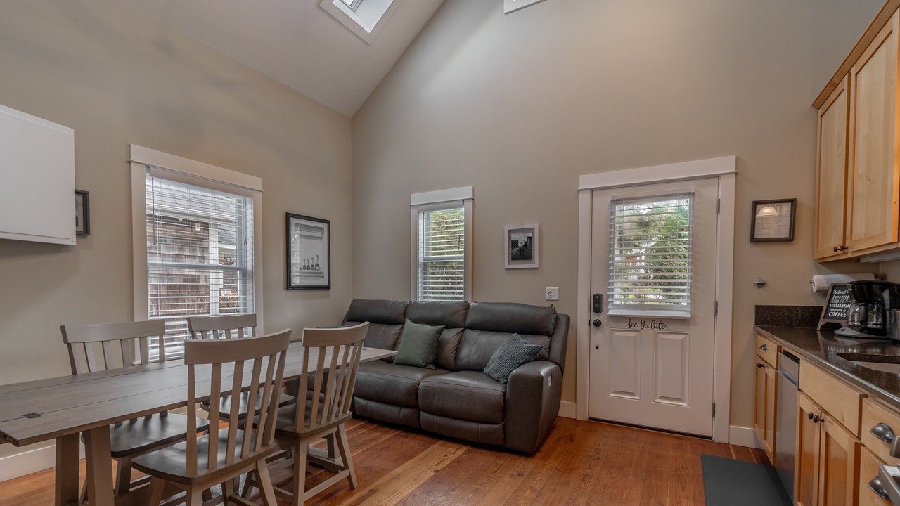 Photo of Bedroom in Seabrook