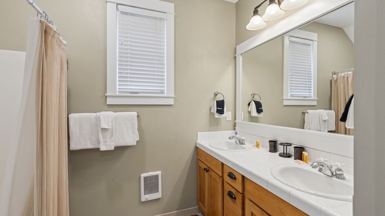 Photo of Bathroom in Seabrook
