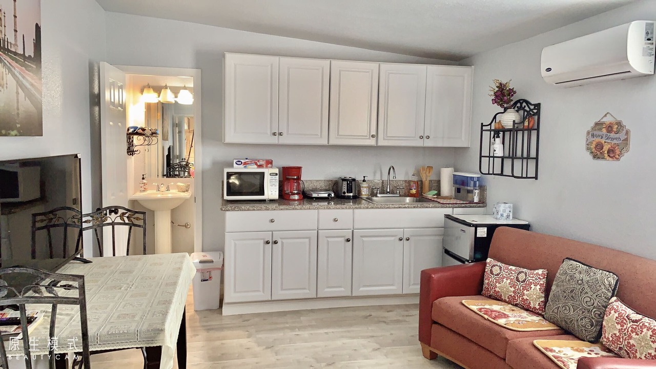 Photo of Livingroom in Crystal