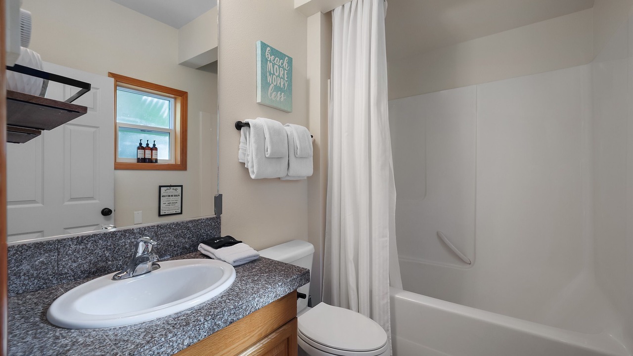 Photo of Bathroom in Hoodsport