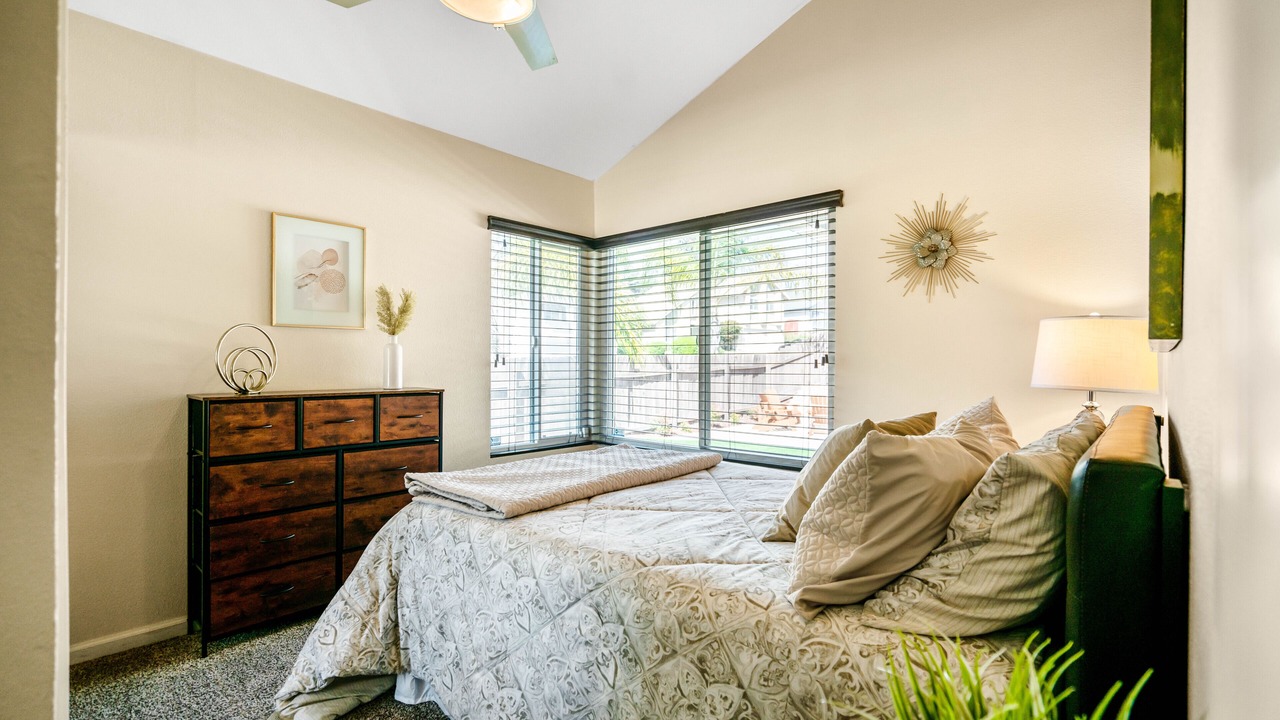 Photo of Bedroom in Rancho Penasquitos