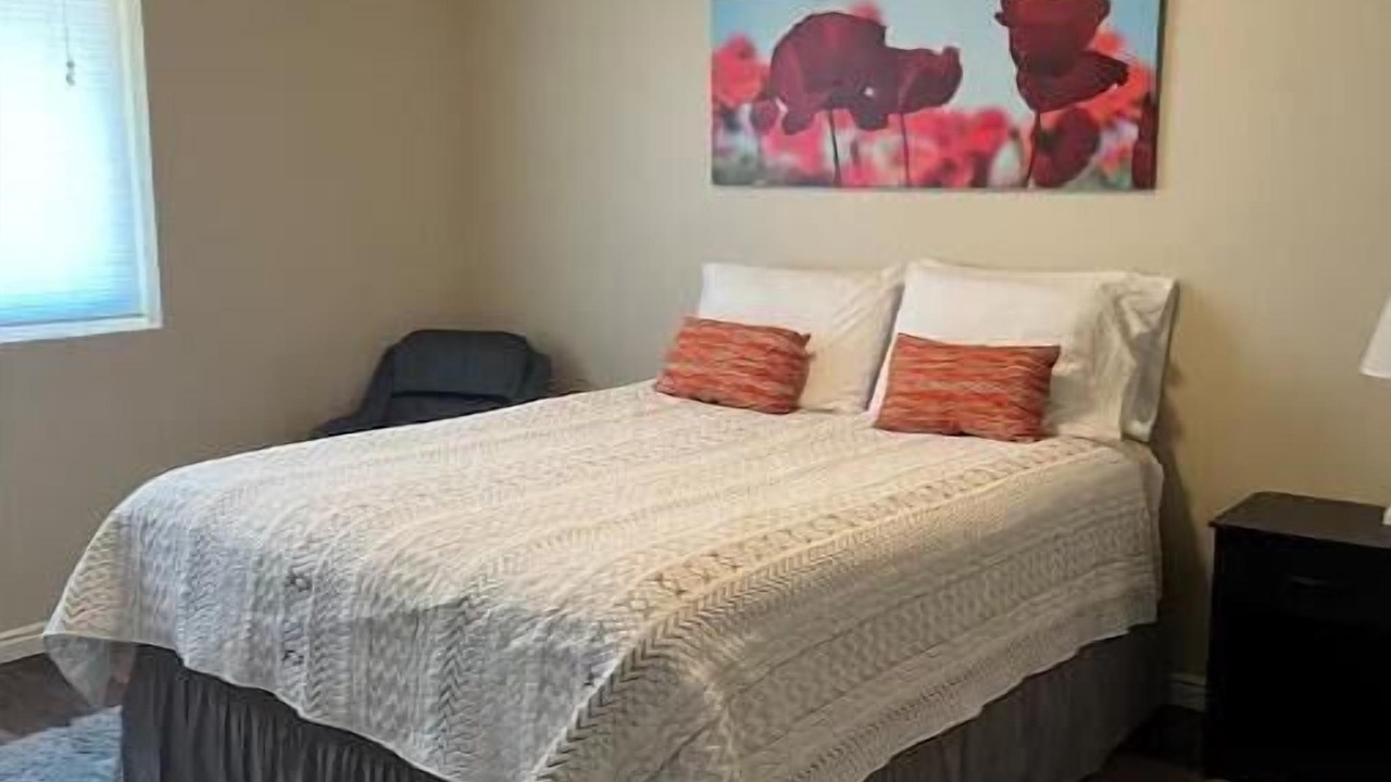 Photo of Bedroom in New Harmony
