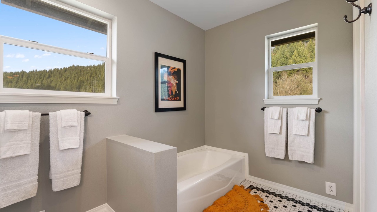 Photo of Bathroom in Yacolt