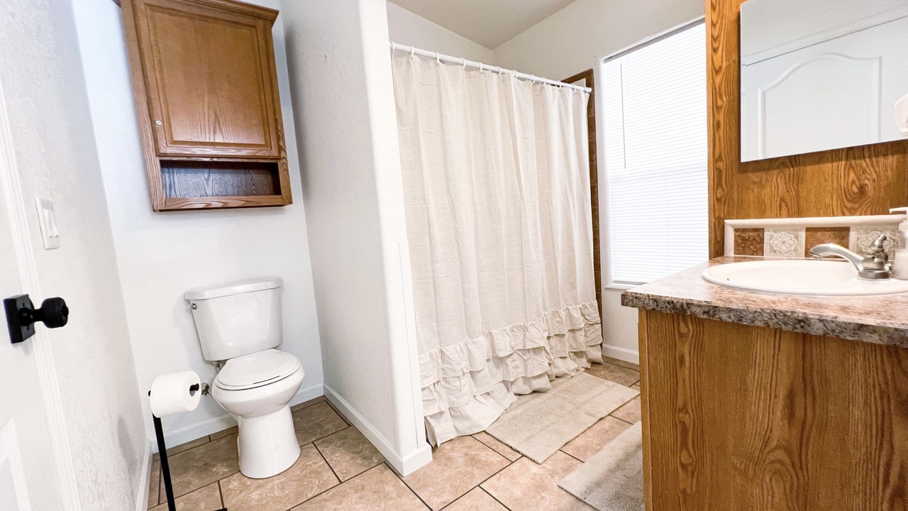 Photo of Bathroom in Cottonwood-Verde Village