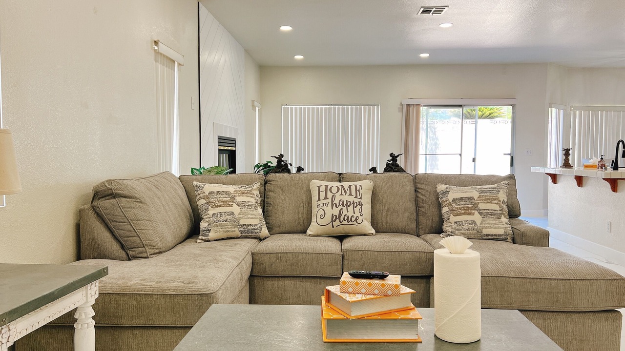 Photo of Livingroom in Spring Valley
