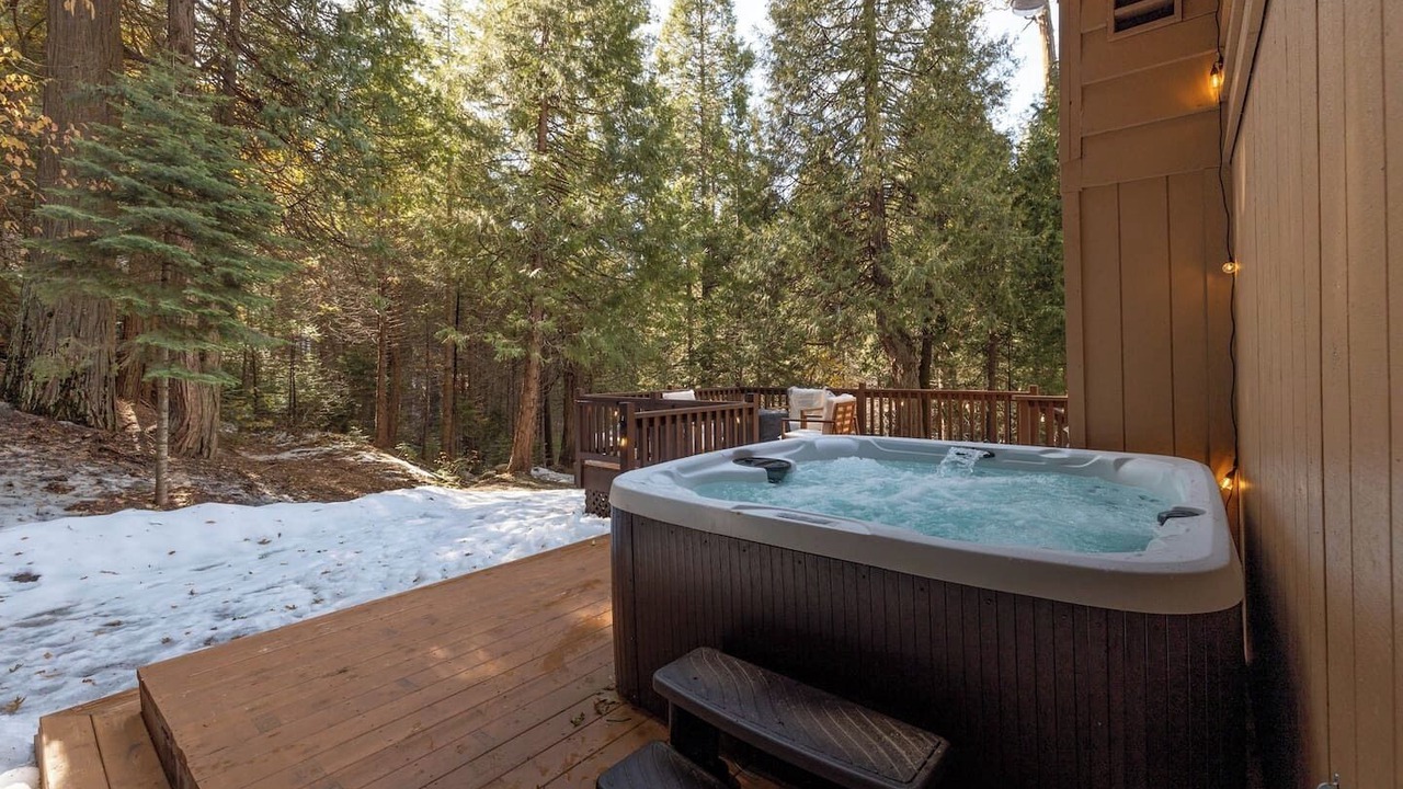 Photo of Patio Balcony in Sugar Pine