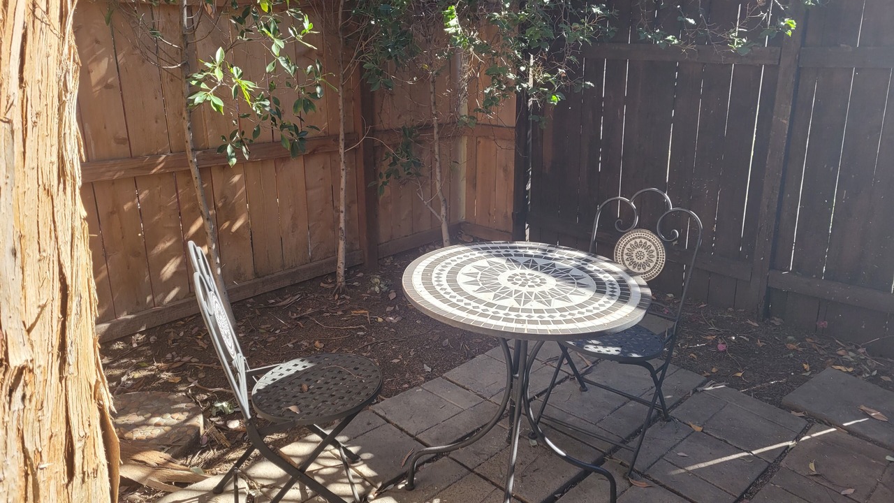 Photo of Outdoor in Hollywood