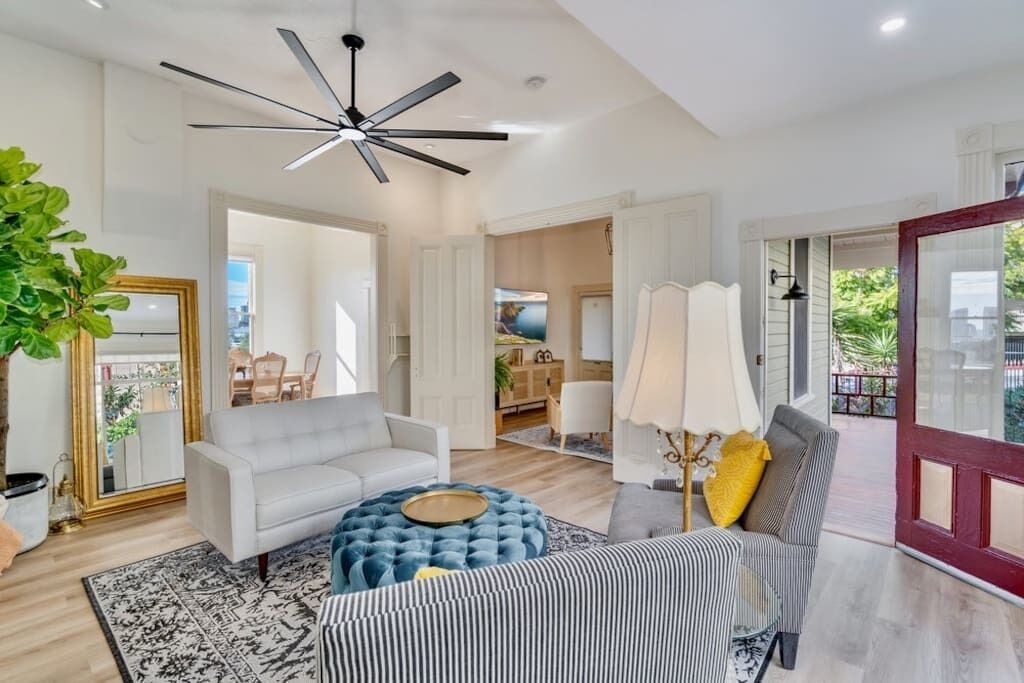 Photo of Livingroom in Golden Hill