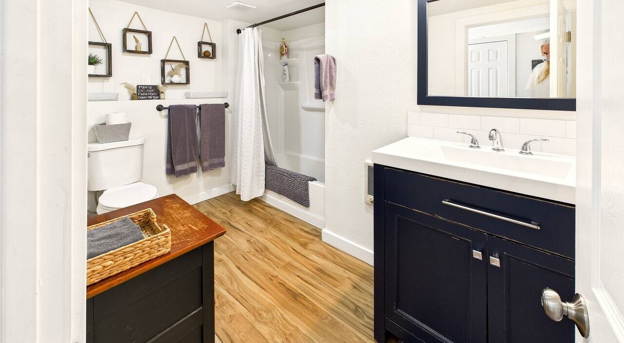 Photo of Bathroom in Albany