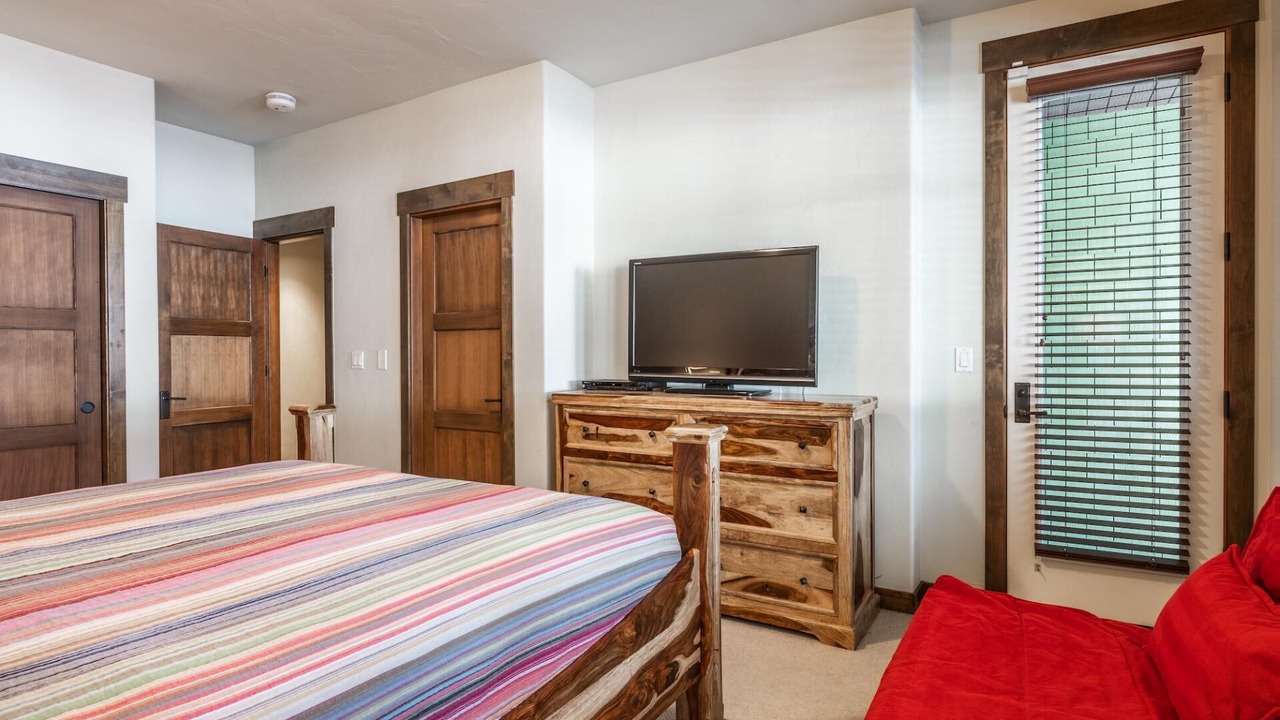 Photo of Bedroom in Woodwinds