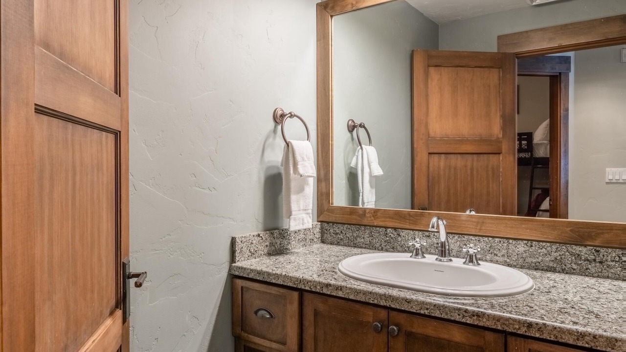 Photo of Bathroom in Woodwinds