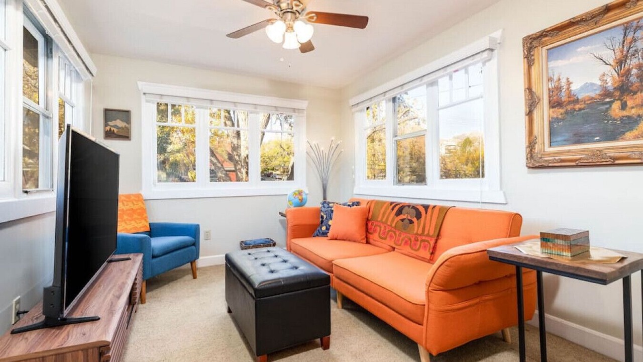 Photo of Livingroom in Lower Avenues