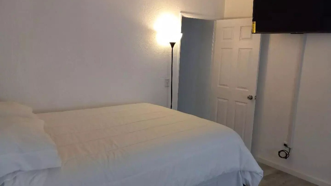 Photo of Bedroom in Holiday Shores