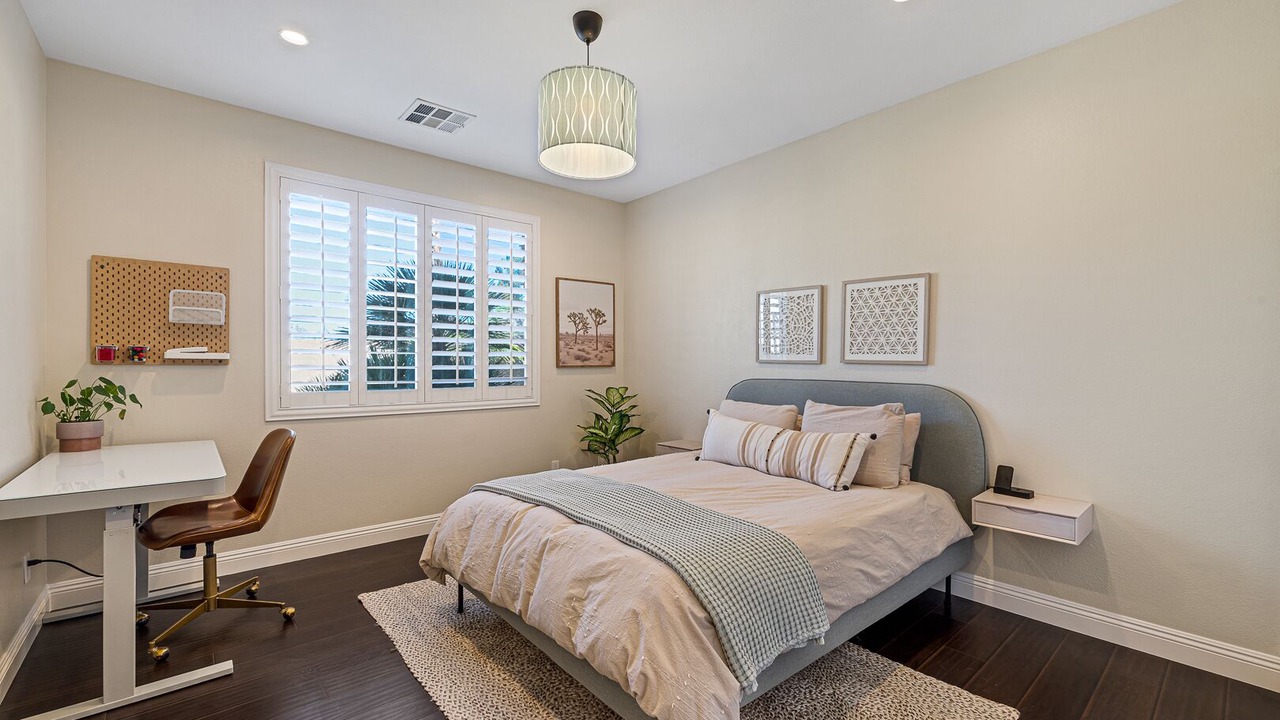 Photo of Bedroom in Spring Valley
