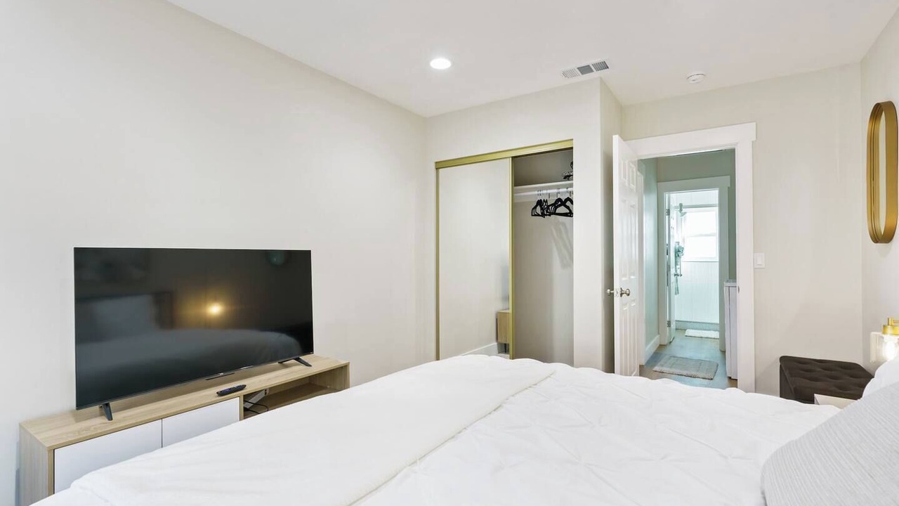 Photo of Bedroom in San Gabriel