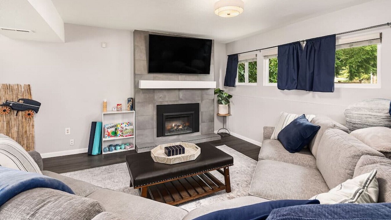 Photo of Livingroom in Central Houghton