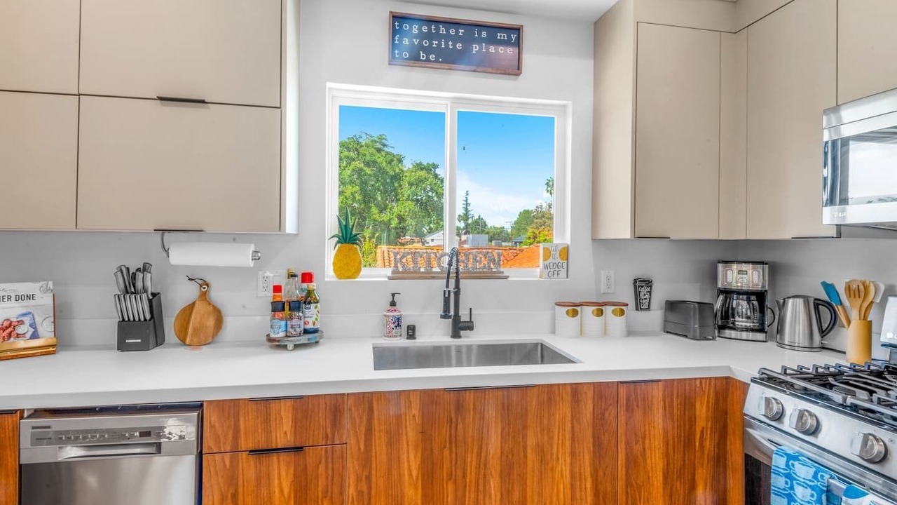 Photo of Kitchen in Sherman Oaks