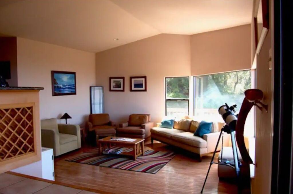 Photo of Livingroom in Timber Cove