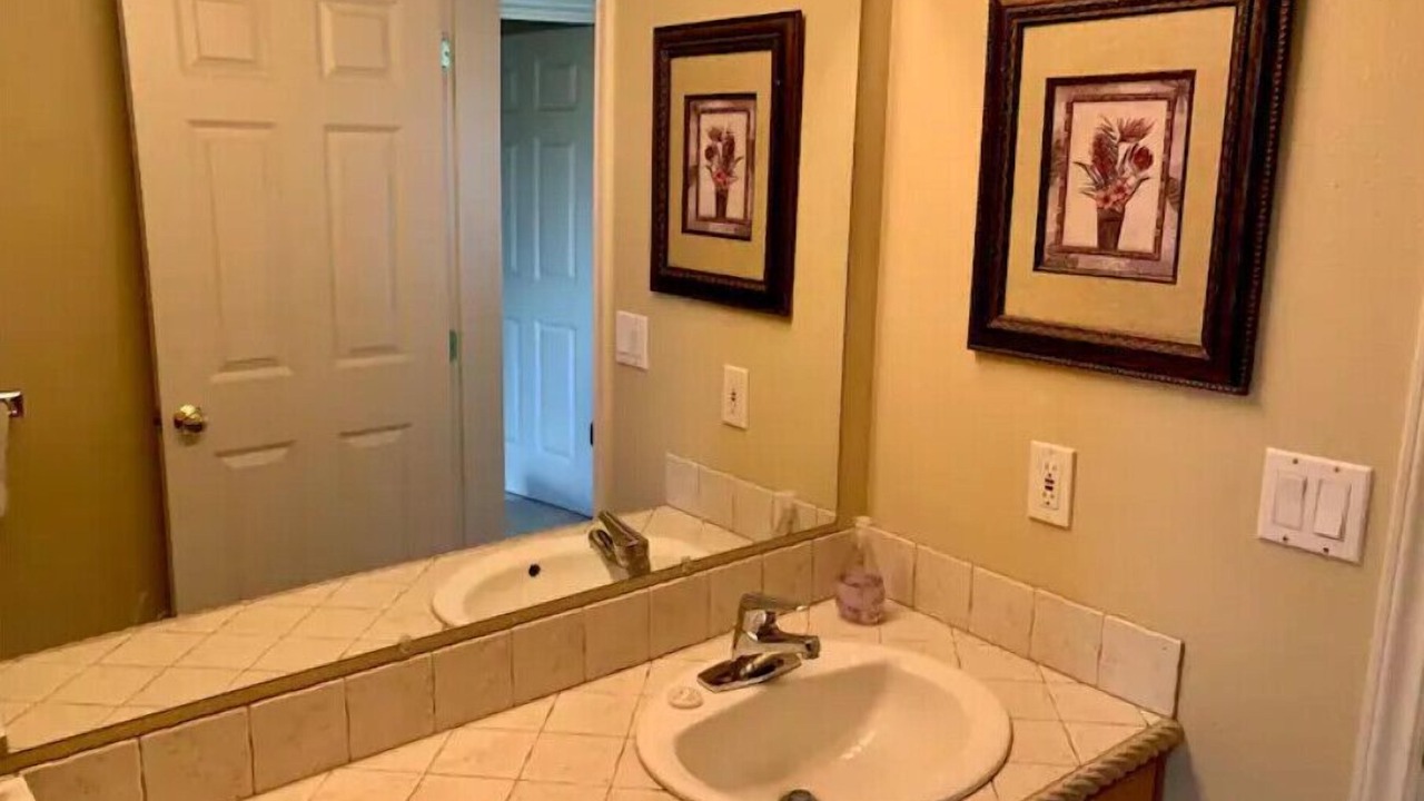 Photo of Bathroom in Fairmount Park