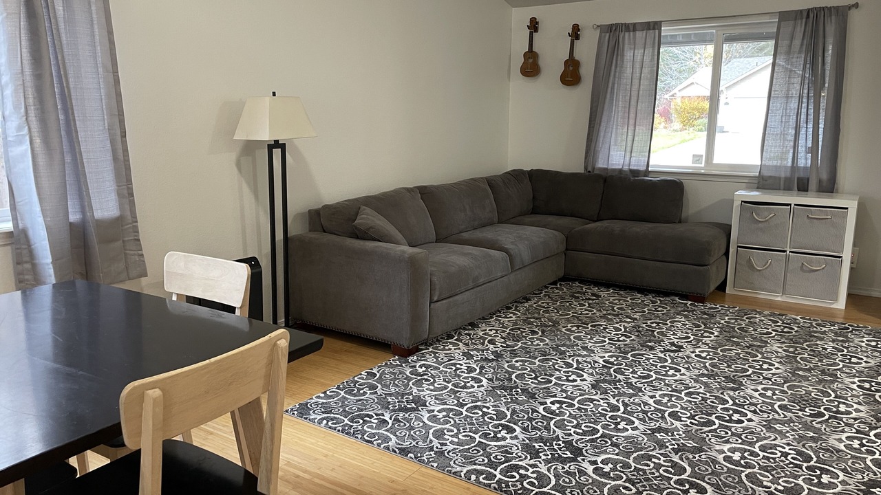 Photo of Livingroom in Southwest Bend
