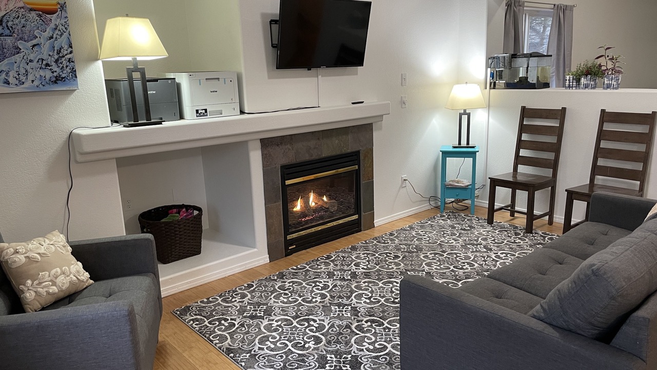 Photo of Livingroom in Southwest Bend