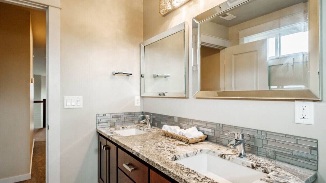 Photo of Bathroom in Central Oregon