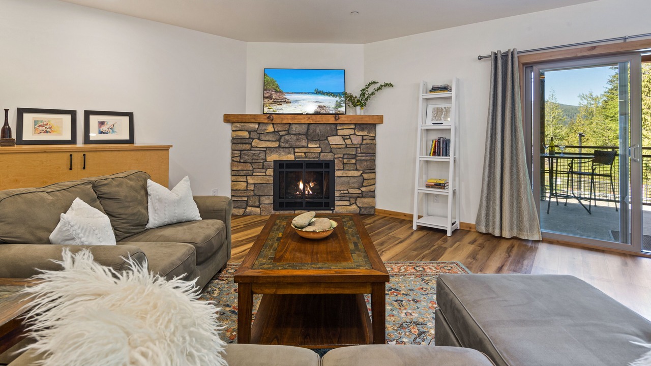 Photo of Livingroom in Government Camp