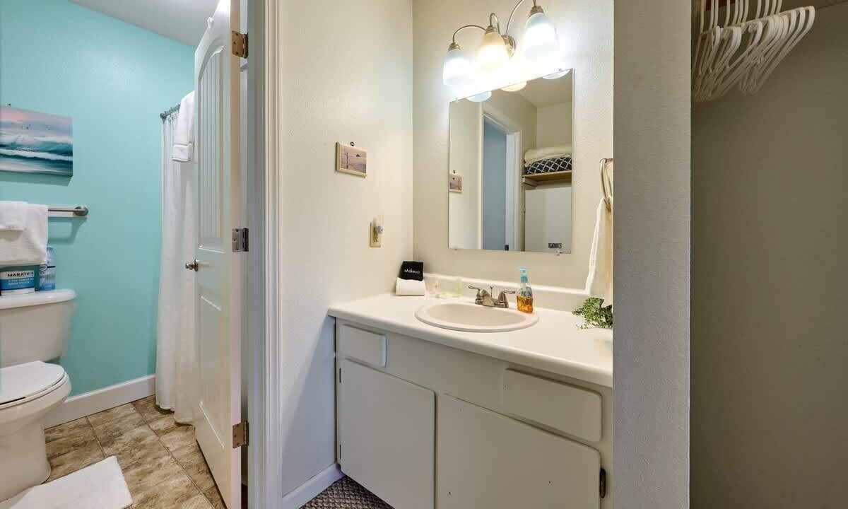 Photo of Bathroom in Lincoln City