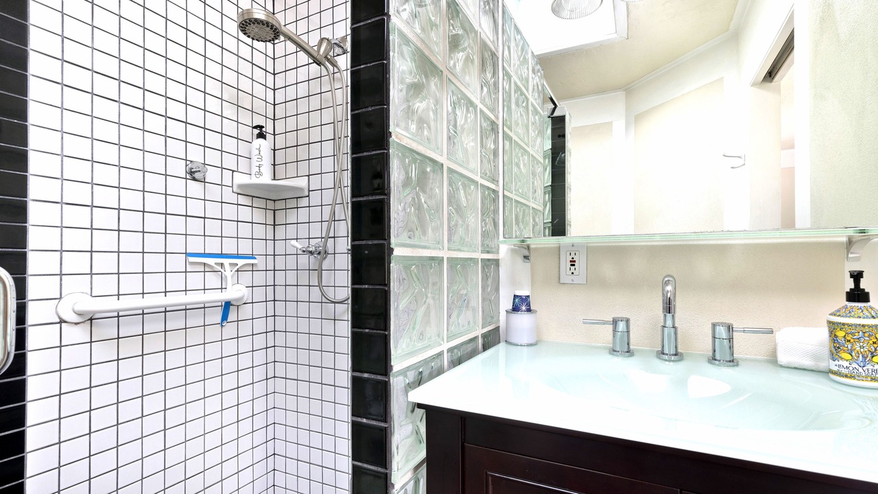 Photo of Bathroom in Hillcrest