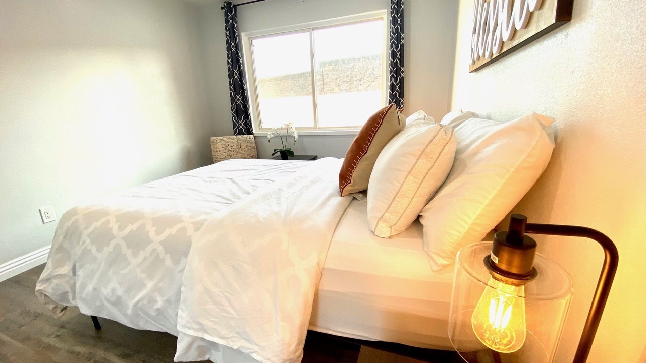 Photo of Bedroom in Northwest Anaheim