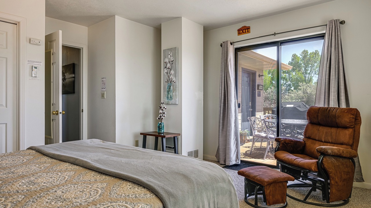 Photo of Bedroom in Apple Valley